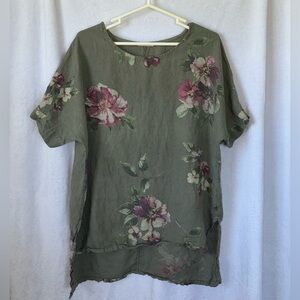 Made in Italy one size linen green floral top
